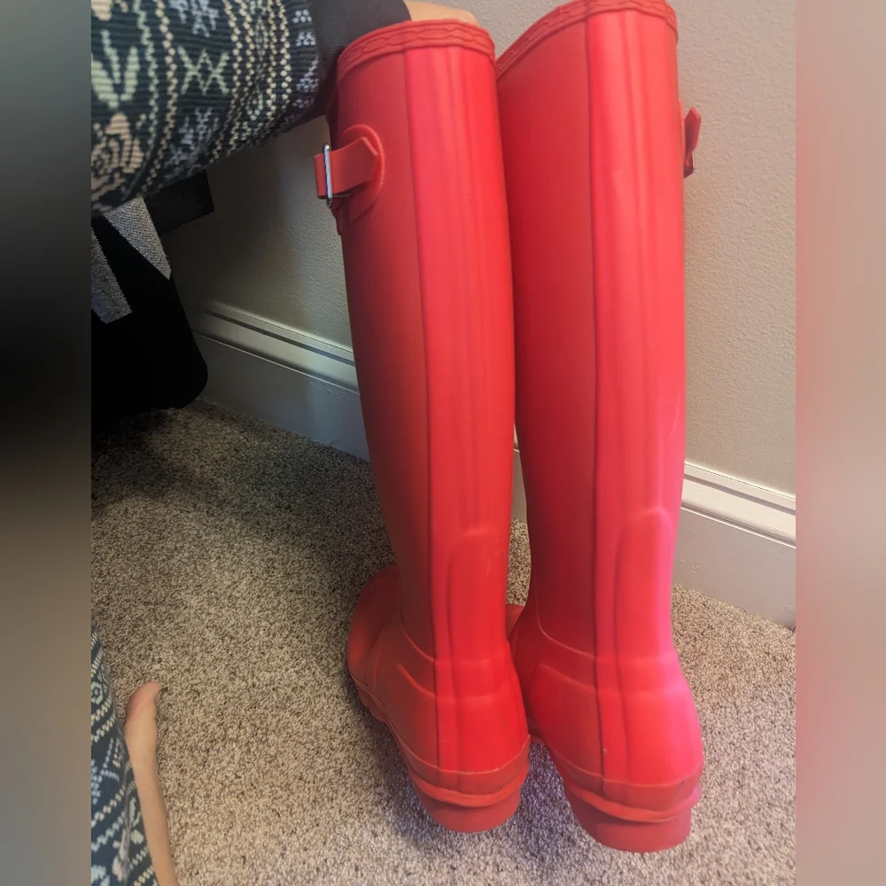 Hunter PINK Rain Boots - Picture 2 of 5